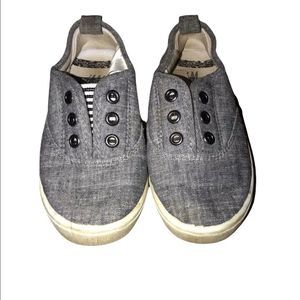 H&M slip on boat shoes blue Jean size 8 toddler